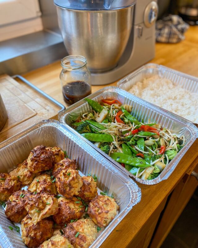 Boulettes de poulet teriyaki, légumes sautés, riz blanc #bouletteteriyaki #homemadefood