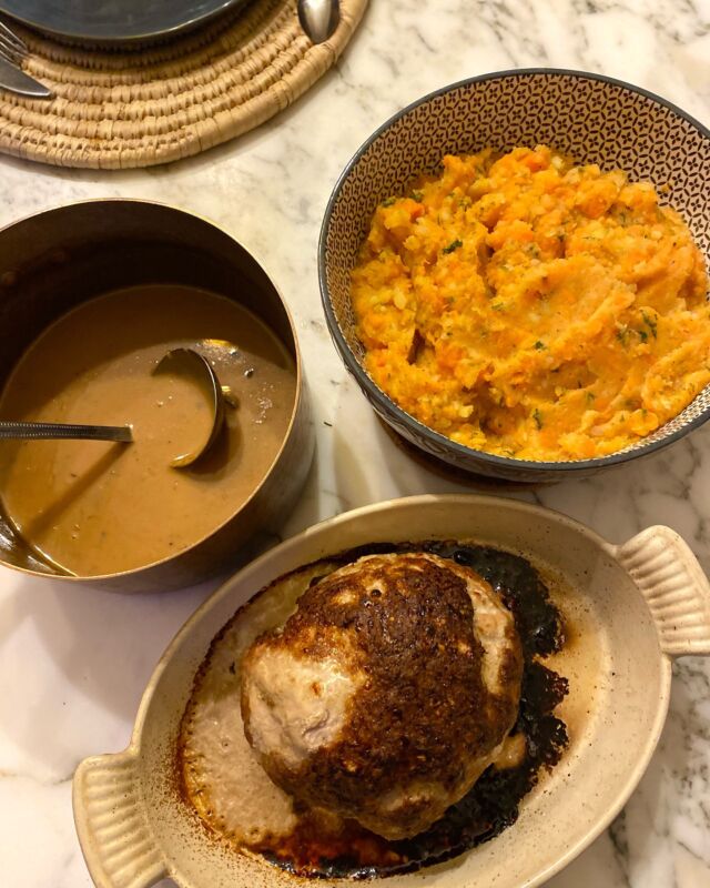 Pain de viande, stoemp aux carottes, sauce aux champignons #paindeviande #homemadefood #waterloo