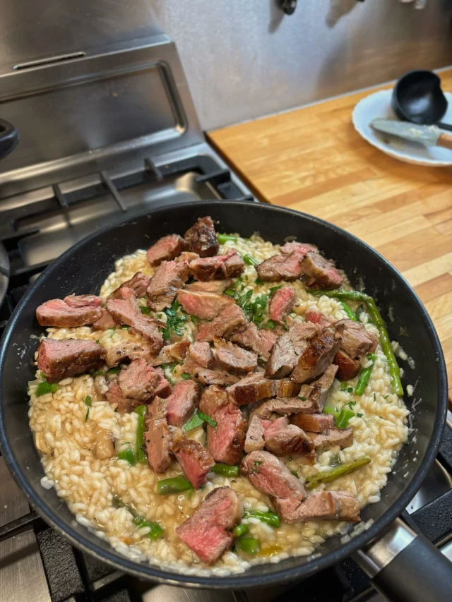 Risotto au porc ibérique et pleurotes et asperges vertes