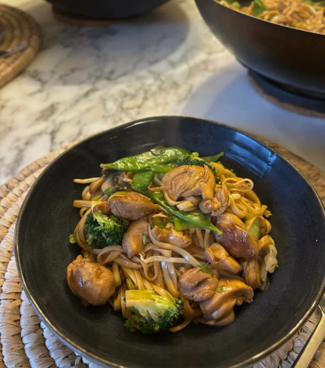 Nouilles sautées au poulet