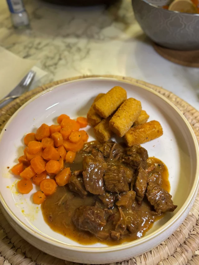 Carbonnades flamandes, carottes, croquettes