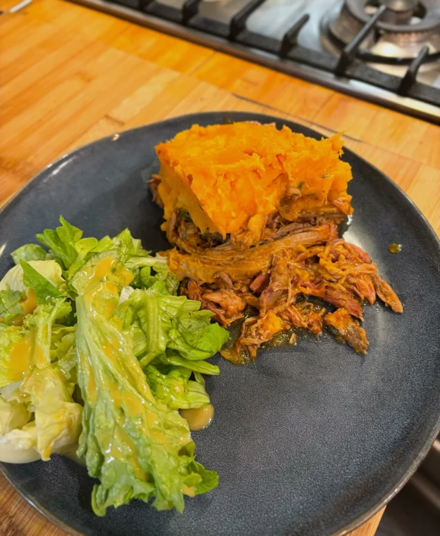 Hachis parmentier de Pulled Pork et butternut, salade