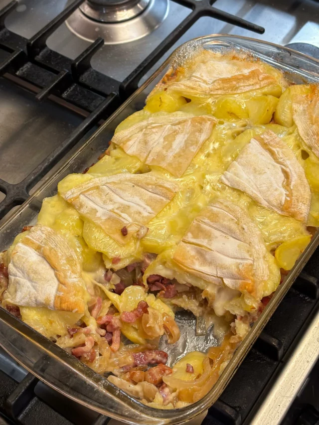 Tartiflette 🧀 Tout ce dont on a besoin avec ce temps ❄️