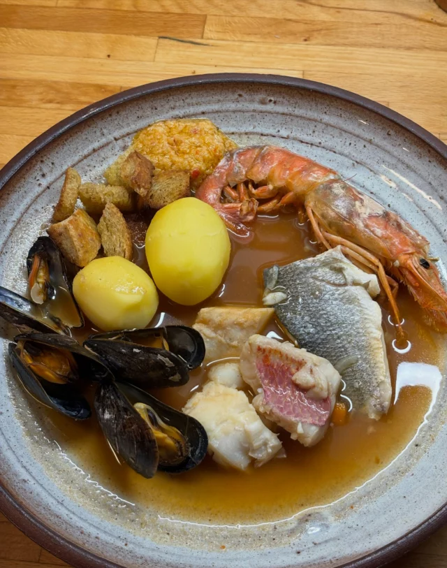 Bouillabaisse à ma façon, sa rouille et ses croûtons